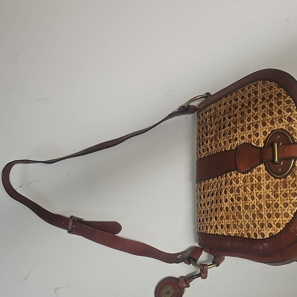 Fossil Vintage Reissue Woven Wicker and Leather Crossbody Saddle Bag. - Picture 4 of 8